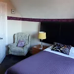Fern Lee Guest House